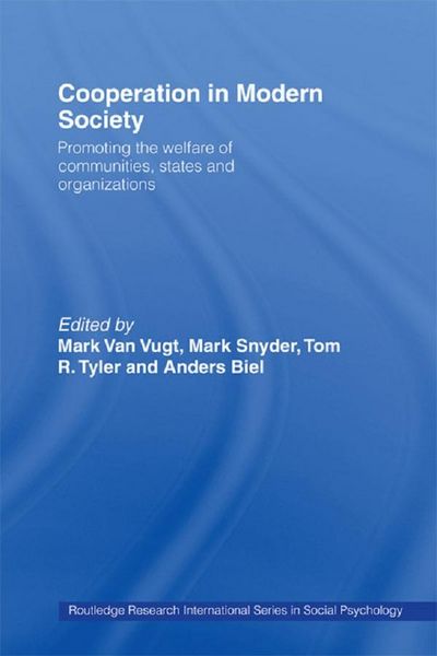 Produktbild: Cooperation in Modern Society