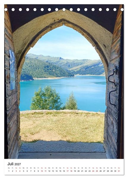 Produktbild: Traumhafte Bergwelt - Im Bann des Lichts (Tischkalender 2027 DIN A5 hoch), CALVENDO Monatskalender