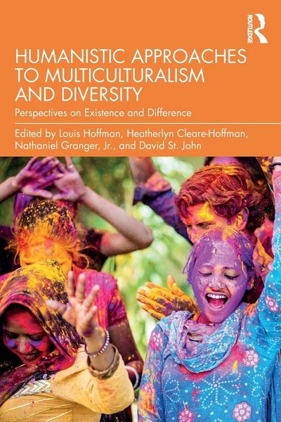 Produktbild: Humanistic Approaches to Multiculturalism and Diversity