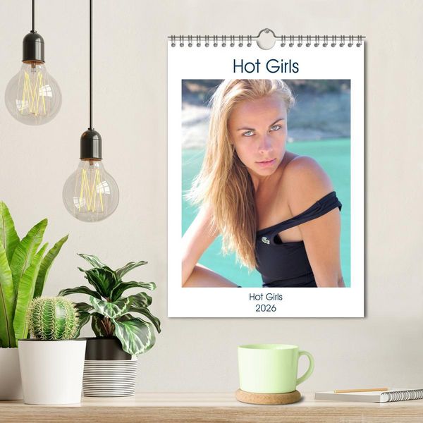 Produktbild: Hot Girls (Wall Calendar 2026 DIN A4 portrait), CALVENDO 12 Month Wall Calendar