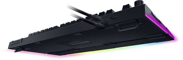 Produktbild: Razer BlackWidow V4 Pro - (Green Switch) [Swiss Layout]