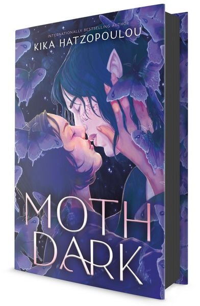 Moth Dark, Gebundene Ausgabe von Kika Hatzopoulou, Penguin LLC US, 978-0-593-85937-7