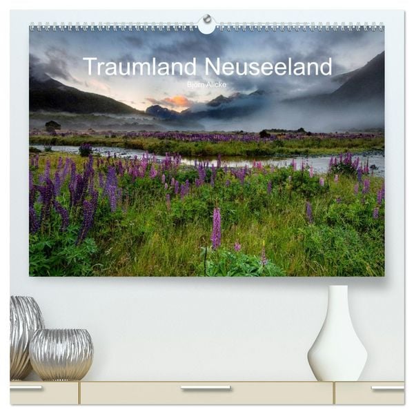 Produktbild: Traumland Neuseeland (hochwertiger Premium Wandkalender 2026 DIN A2 quer), Kunstdruck in Hochglanz
