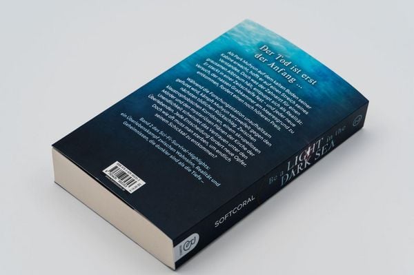 Produktbild: Be a Light in the Dark Sea 2