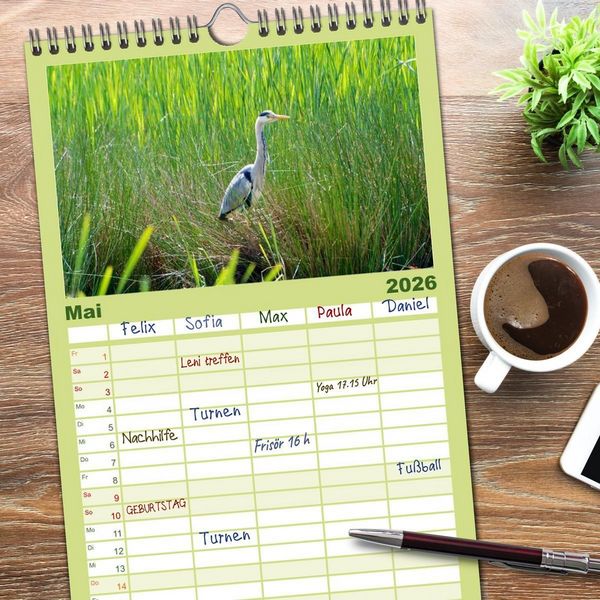 Produktbild: Familienplaner 2026 - Heimische V&ouml;gel mit 5 Spalten (Wandkalender, 21 x 45 cm) CALVENDO