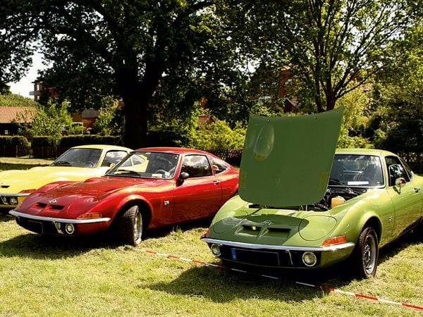 Produktbild: CALVENDO Puzzle Opel GT | 1000 Teile Lege-Gr&ouml;&szlig;e 64x48cm Foto-Puzzle f&uuml;r gl&uuml;ckliche Stunden