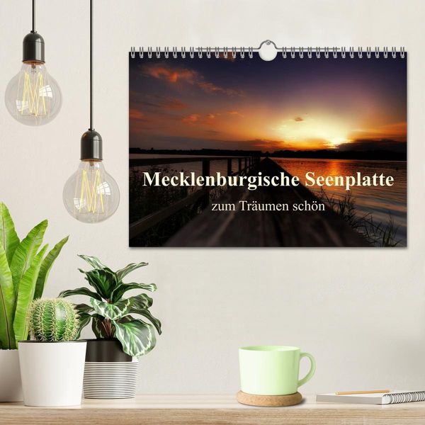 Produktbild: Mecklenburgische Seenplatte - zum Tr&auml;umen sch&ouml;n (Wandkalender 2026 DIN A4 quer), CALVENDO Monatskalender