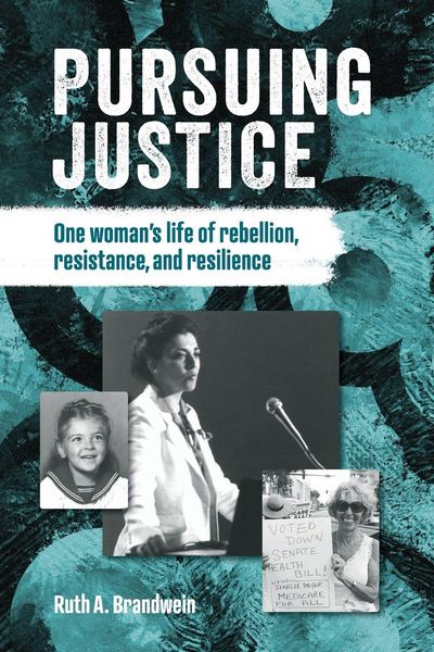 Produktbild: Pursuing justice
