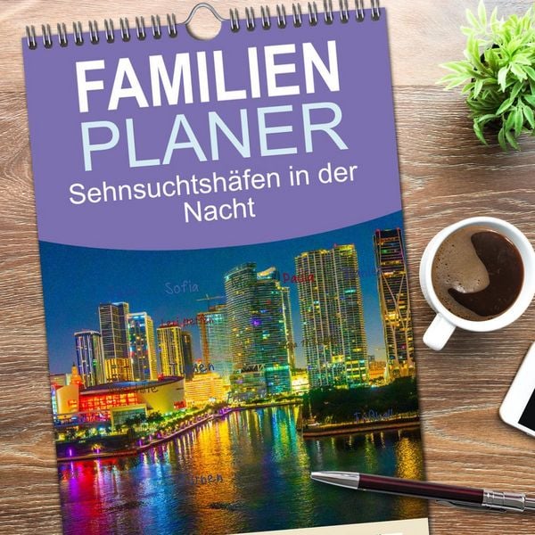 Produktbild: Familienplaner 2026 - Sehnsuchtsh&auml;fen in der Nacht mit 5 Spalten (Wandkalender, 21 x 45 cm) CALVENDO