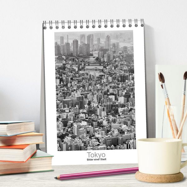 Produktbild: Tokyo - Bilder einer Stadt (Tischkalender 2026 DIN A5 hoch), CALVENDO Monatskalender