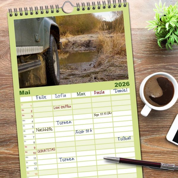Produktbild: Familienplaner 2026 - Defender f&uuml;r's Grobe mit 5 Spalten (Wandkalender, 21 x 45 cm) CALVENDO