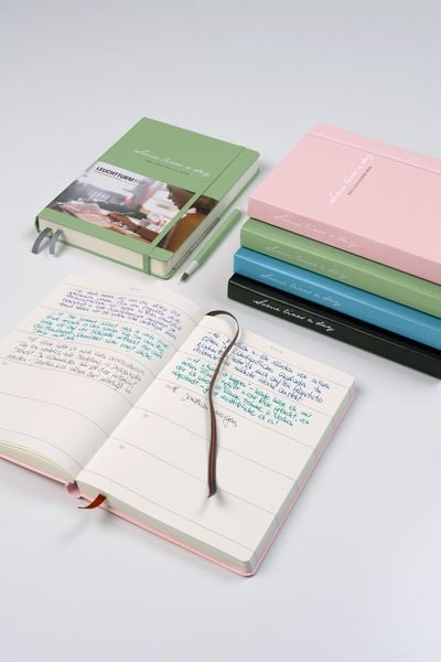 Produktbild: Some lines Lines A Day 5-Jahres-Buch Medium (A5) Salbei