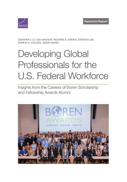 Produktbild: Developing Global Professionals for the U.S. Federal Workforce