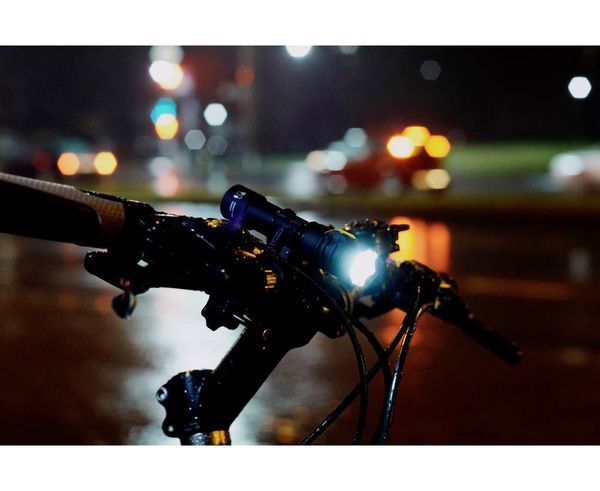 Produktbild: ArmyTek Prime C2 Pro LED Taschenlampe akkubetrieben 2400lm 68g