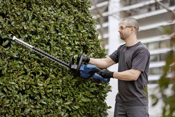 Produktbild: Bosch Professional GHE 18V-50 Heckenschere