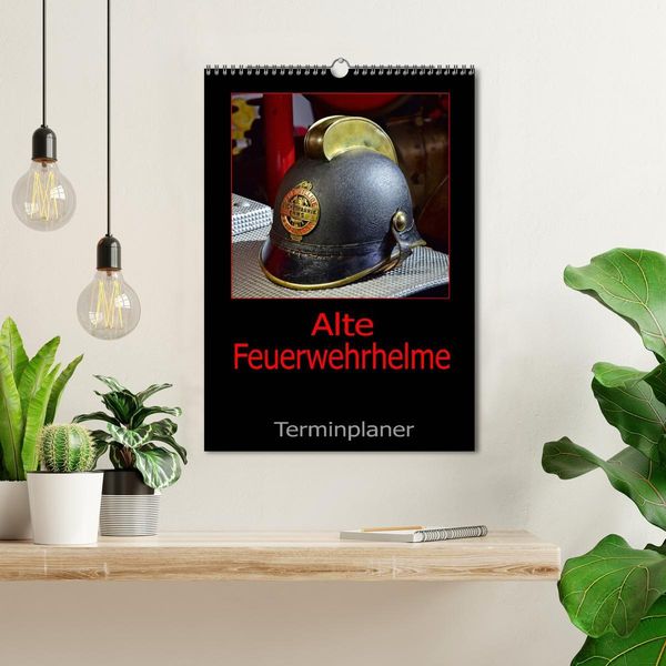 Produktbild: Alte Feuerwehrhelme - Terminplaner (Wandkalender 2026 DIN A3 hoch), CALVENDO Monatskalender