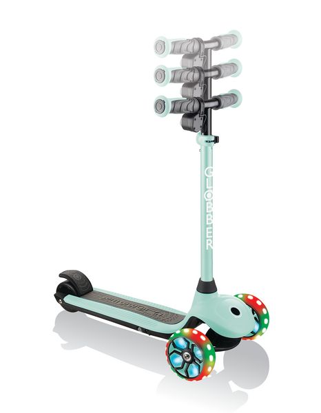 Produktbild: GLOBBER ONE K E-MOTION 4 PLUS mint, mit Leuchtrollen