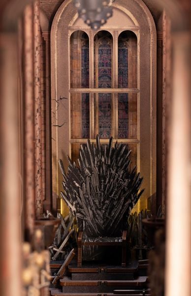 Produktbild: Book Nook DIY B&uuml;cherecke House of the Dragon