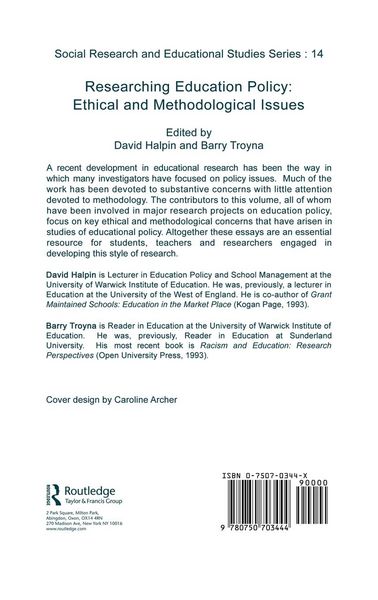 Produktbild: Researching education policy