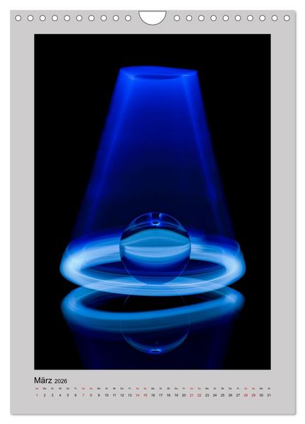 Produktbild: Lensball - Lichtmalerei in der Glaskugel (Wandkalender 2026 DIN A4 hoch), CALVENDO Monatskalender