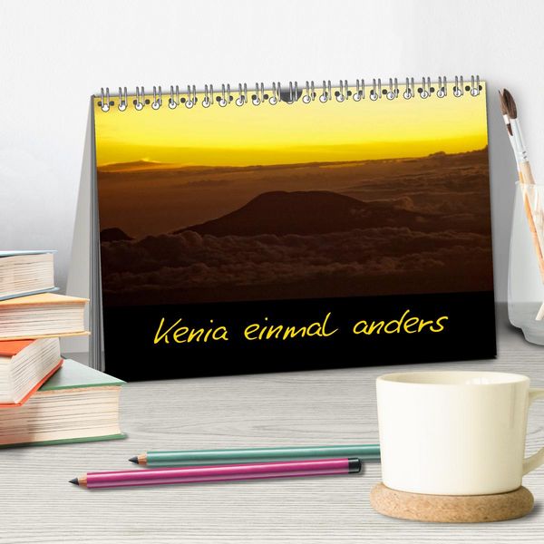 Produktbild: Kenia einmal anders (Tischkalender 2026 DIN A5 quer), CALVENDO Monatskalender