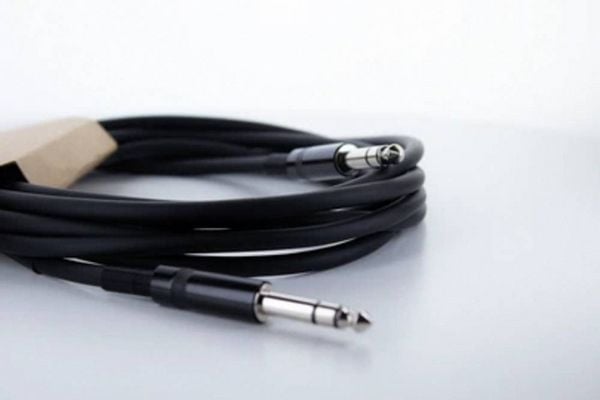 Produktbild: Cordial 14816 Klinke Audio Anschlusskabel [1x Klinkenstecker 6.3mm (stereo) - 1x Klinkenstecker 6.3mm (stereo)] 1.50m Schwarz