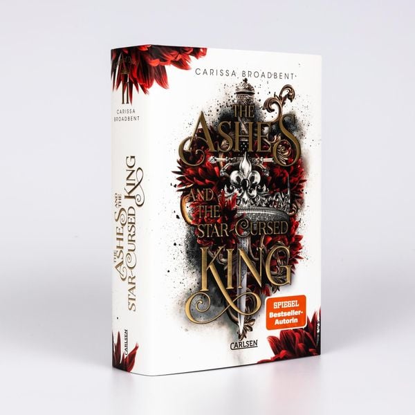 Produktbild: The Ashes and the Star-Cursed King (Crowns of Nyaxia 2)