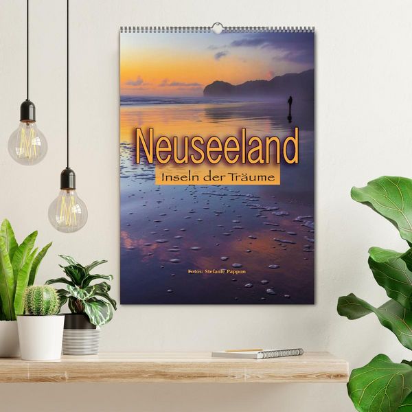 Produktbild: Neuseeland, Inseln der Tr&auml;ume (Wandkalender 2026 DIN A2 hoch), CALVENDO Monatskalender