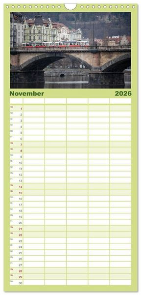 Produktbild: Familienplaner 2026 - Stra&szlig;enbahnklassiker auf Schienen mit 5 Spalten (Wandkalender, 21 x 45 cm) CALVENDO