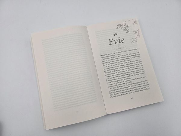 Produktbild: Chapters unfinished