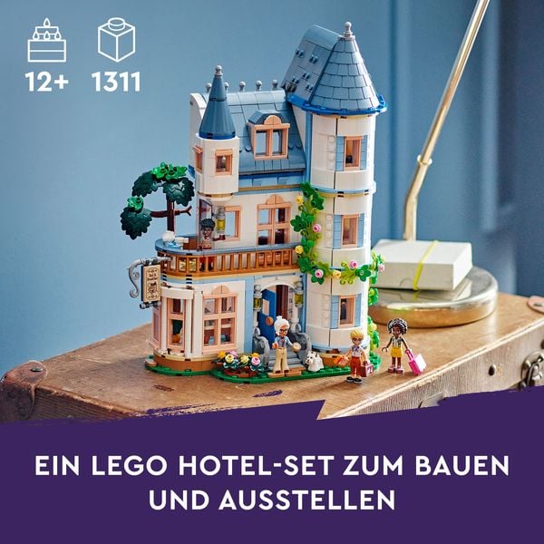 Produktbild: LEGO Friends Burg mit Ferienunterkunft, Hotel-Spielset mit Figuren 42638