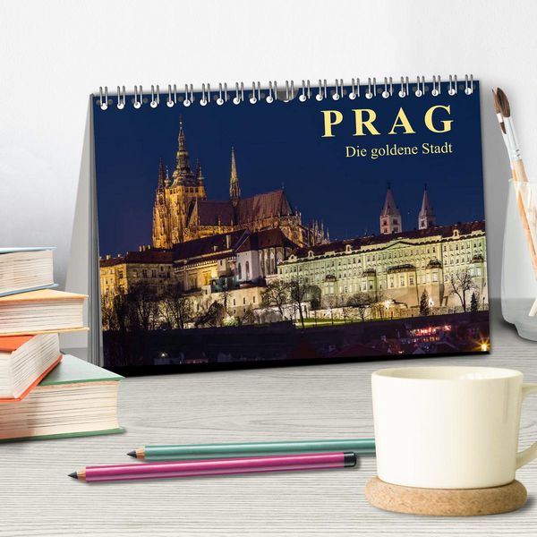 Produktbild: Prag - die goldene Stadt (Tischkalender 2026 DIN A5 quer), CALVENDO Monatskalender