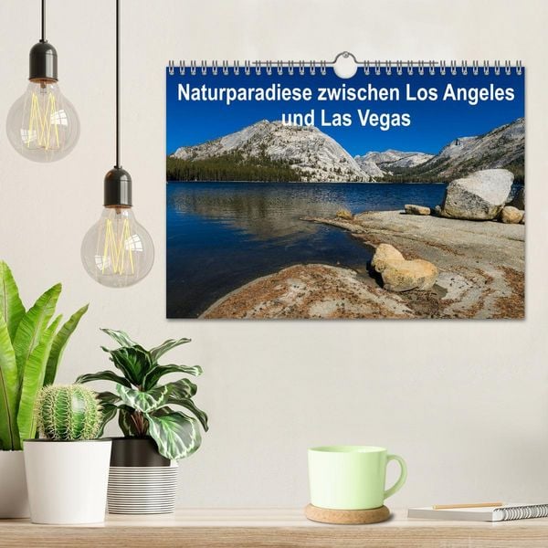Produktbild: Naturparadiese zwischen Los Angeles und Las Vegas (Wandkalender 2026 DIN A4 quer), CALVENDO Monatskalender
