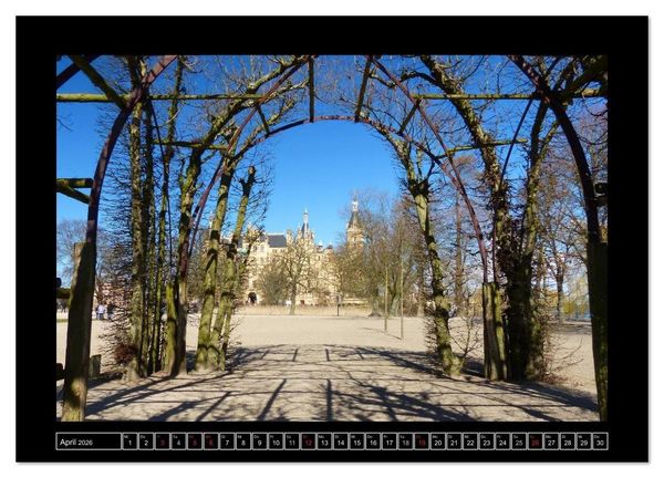 Produktbild: Residenzstadt Schwerin (hochwertiger Premium Wandkalender 2026 DIN A2 quer), Kunstdruck in Hochglanz