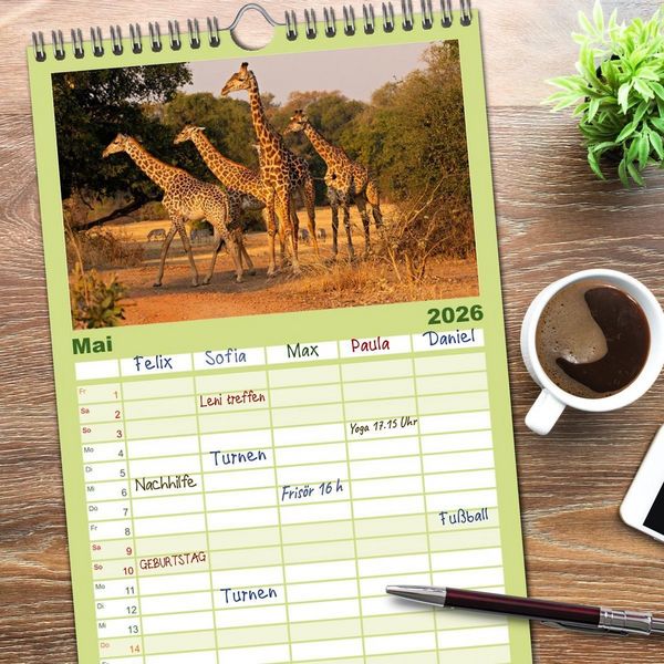 Produktbild: Familienplaner 2026 - Sambias gro&szlig;artige Tierwelt mit 5 Spalten (Wandkalender, 21 x 45 cm) CALVENDO
