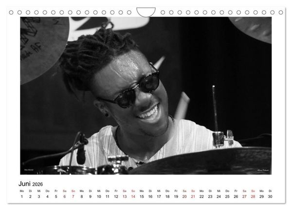Produktbild: Internationale Meister des Jazz in Schwarzwei&szlig; (Wandkalender 2026 DIN A4 quer), CALVENDO Monatskalender