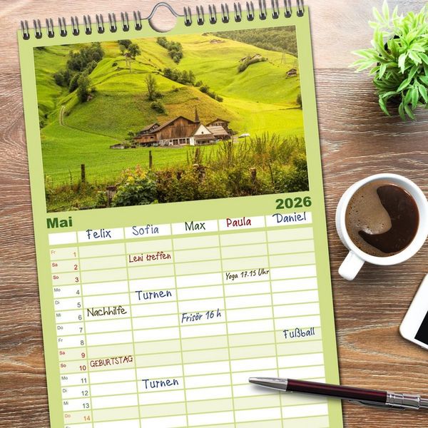 Produktbild: Familienplaner 2026 - Schweiz - Die gr&uuml;ne Lunge Europas mit 5 Spalten (Wandkalender, 21 x 45 cm) CALVENDO