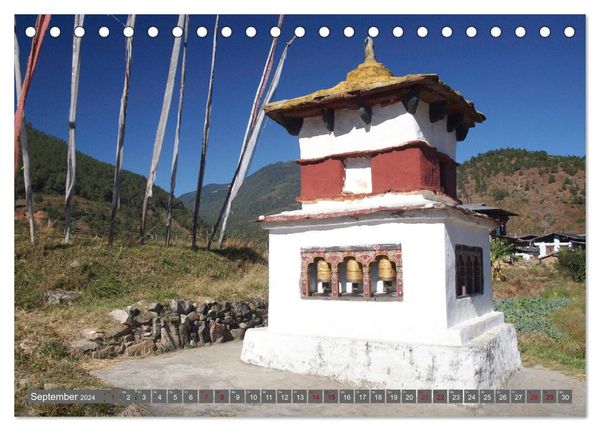 Bhutan - Frieden und Glück im Himalaya (Tischkalender 2024 DIN A5 quer), CALVENDO Monatskalender