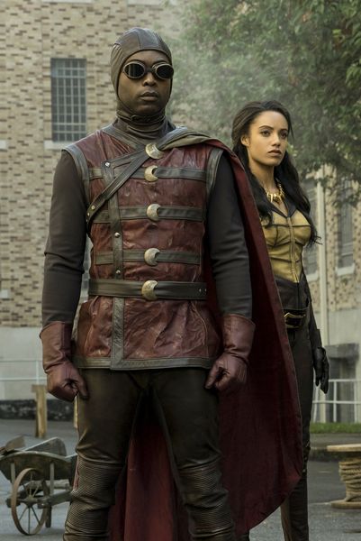 Produktbild: DC's Legends of Tomorrow - Die komplette 2. Staffel [4 DVDs]