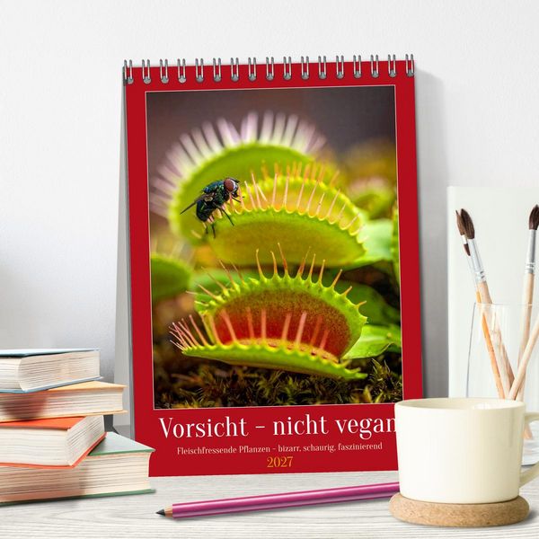 Produktbild: Vorsicht - nicht vegan (Tischkalender 2027 DIN A5 hoch), CALVENDO Monatskalender
