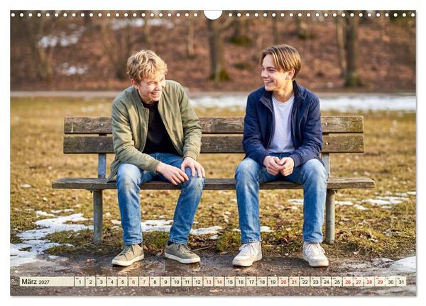 Produktbild: Unbeschwerte Jahre - Jungen zwischen Abenteuer und Freundschaft (Wandkalender 2027 DIN A3 quer), CALVENDO Monatskalender