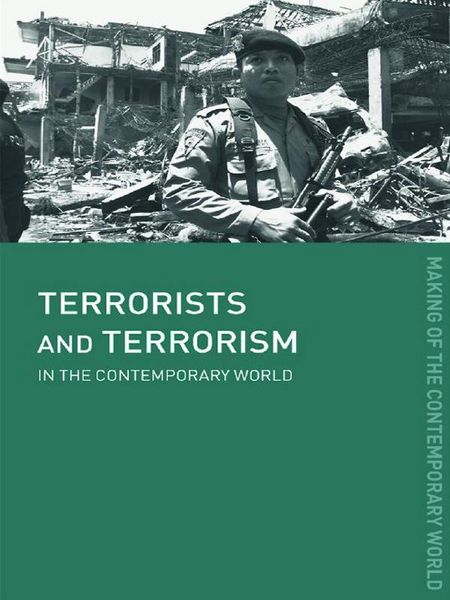 Produktbild: Terrorists and Terrorism