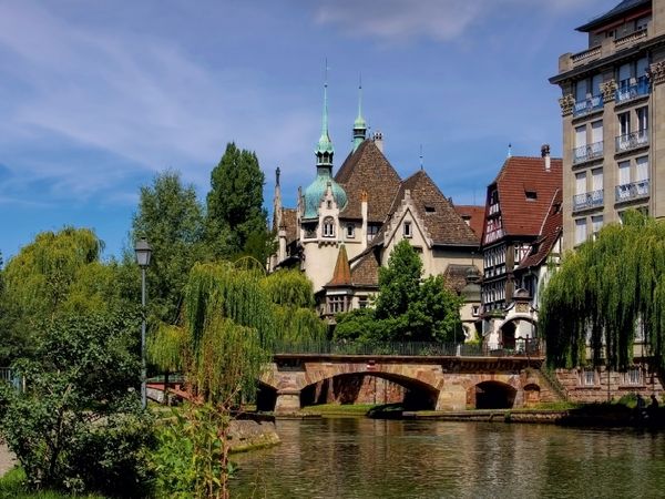 Produktbild: Lyc&eacute;e international des Pontonniers (Puzzle)