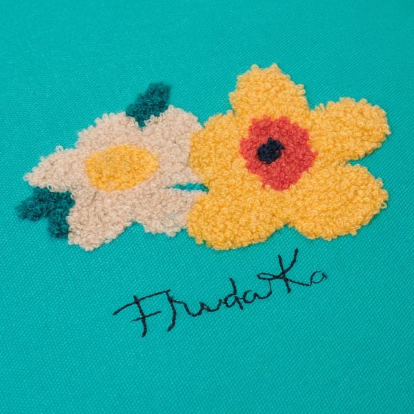 Kissen "Frida Kahlo", bestickt