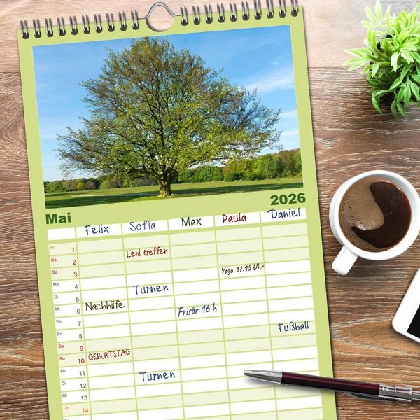 Produktbild: Familienplaner 2026 - Die Buche: 12 Baumportr&auml;ts mit 5 Spalten (Wandkalender, 21 x 45 cm) CALVENDO