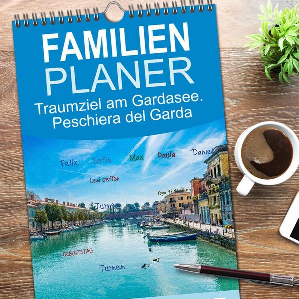 Produktbild: Familienplaner 2026 - Traumziel am Gardasee. Peschiera del Garda mit 5 Spalten (Wandkalender, 21 x 45 cm) CALVENDO