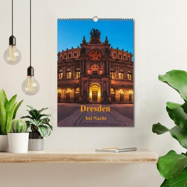 Produktbild: Dresden bei Nacht (Wandkalender 2026 DIN A3 hoch), CALVENDO Monatskalender