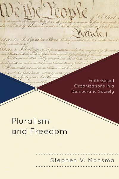 Produktbild: Pluralism and Freedom