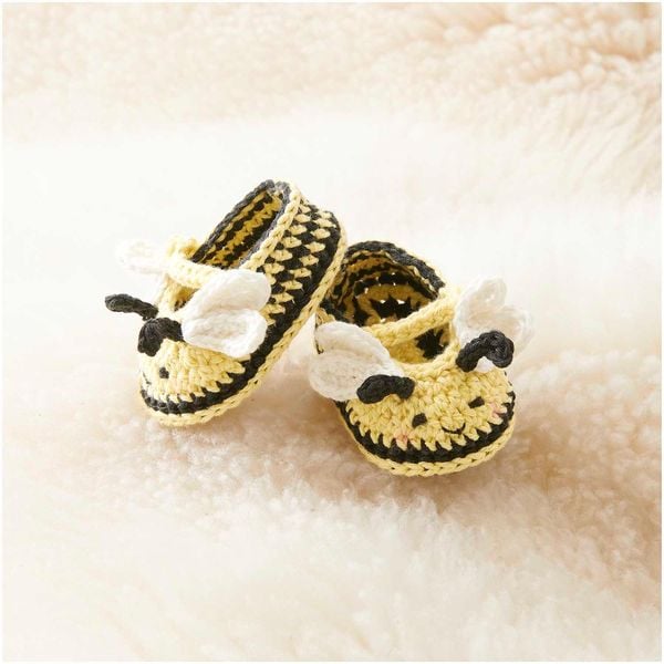 Produktbild: Ricorumi H&auml;kelset "Baby Booties" Biene
