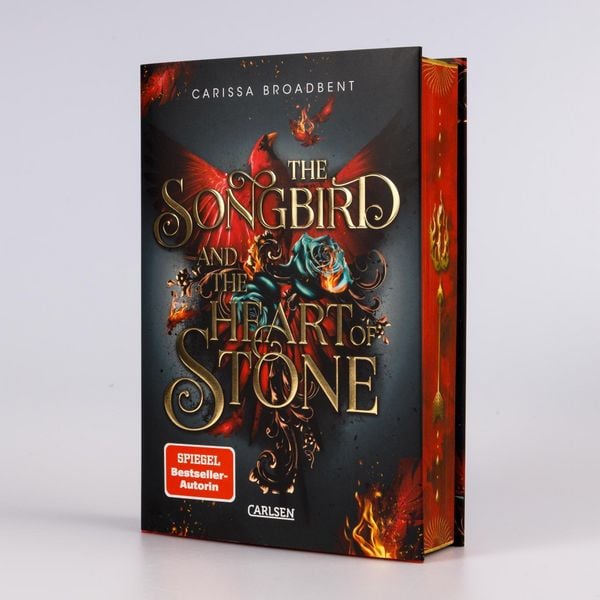 The Songbird and the Heart of Stone (Crowns of Nyaxia 3)